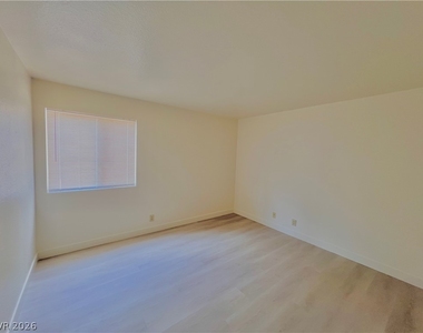 5220 Indian River Drive - Photo Thumbnail 12