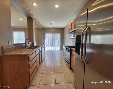 9747 Clifford Walk Avenue - Photo Thumbnail 2