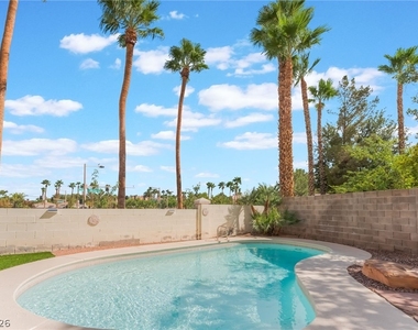 2100 Desert Peak Road - Photo Thumbnail 40