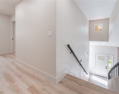 2100 Desert Peak Road - Photo Thumbnail 18