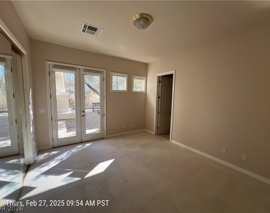 9304 Fontainbleu Drive - Photo Thumbnail 21