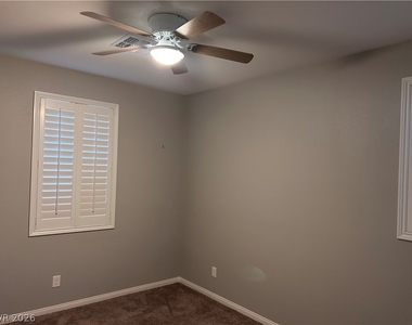 10855 Gentle Crest Avenue - Photo Thumbnail 9