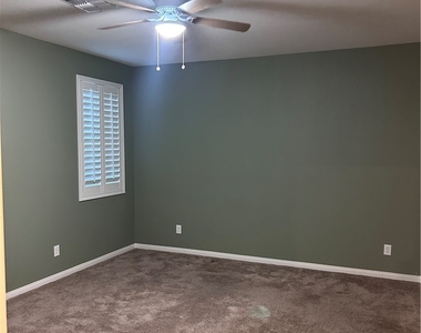 10855 Gentle Crest Avenue - Photo Thumbnail 26