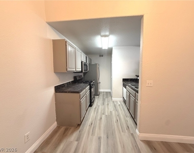 5125 W Reno Avenue - Photo Thumbnail 3