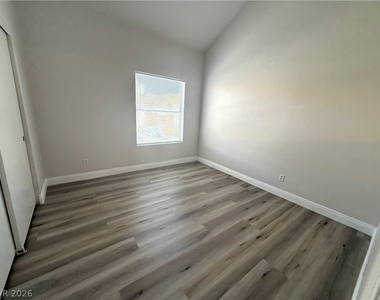 5125 W Reno Avenue - Photo Thumbnail 11