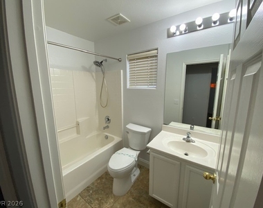 8065 Caspian Moon Drive - Photo Thumbnail 12