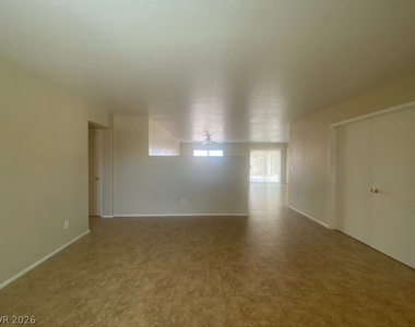 4032 Coburn Street - Photo Thumbnail 3