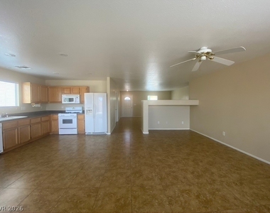 4032 Coburn Street - Photo Thumbnail 2