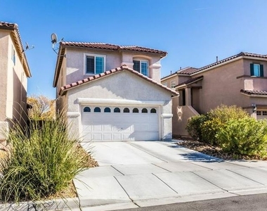 8716 Painted Horseshoe Street - Photo Thumbnail 2