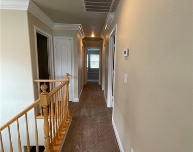 8716 Painted Horseshoe Street - Photo Thumbnail 7
