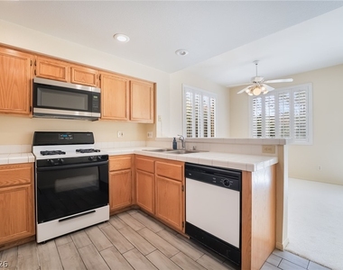 5155 W Tropicana Avenue - Photo Thumbnail 13