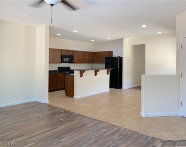 1000 Aspen Cliff Drive - Photo Thumbnail 9