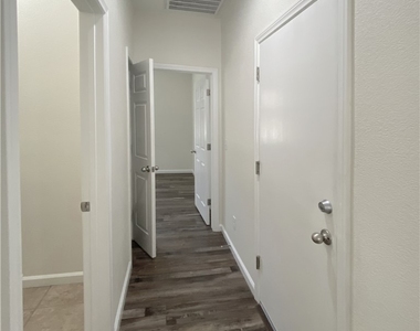 1000 Aspen Cliff Drive - Photo Thumbnail 49