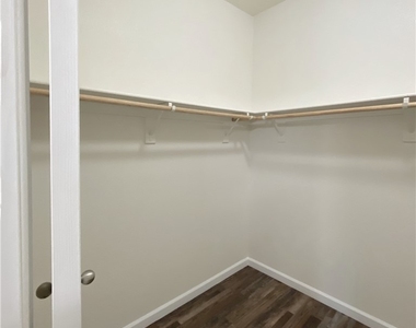 1000 Aspen Cliff Drive - Photo Thumbnail 29
