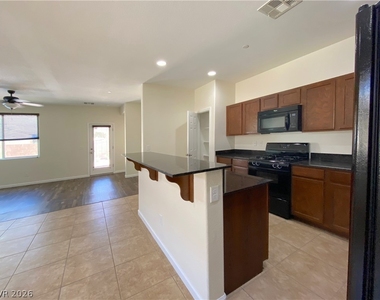 1000 Aspen Cliff Drive - Photo Thumbnail 20