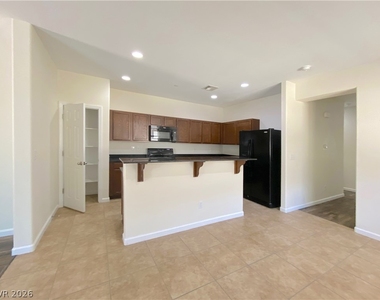 1000 Aspen Cliff Drive - Photo Thumbnail 14