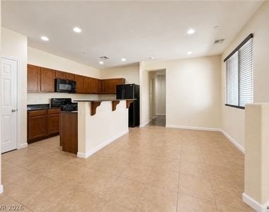 1000 Aspen Cliff Drive - Photo Thumbnail 9