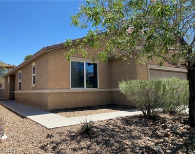 1000 Aspen Cliff Drive - Photo Thumbnail 3