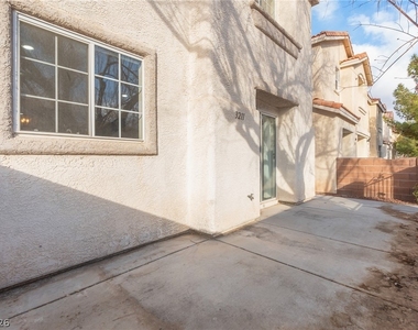 3211 Sunrise Cove Avenue - Photo Thumbnail 21