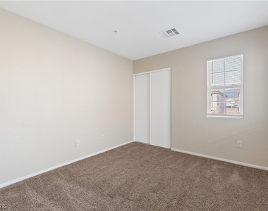 3211 Sunrise Cove Avenue - Photo Thumbnail 14