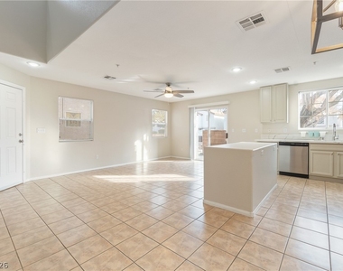 3211 Sunrise Cove Avenue - Photo Thumbnail 7