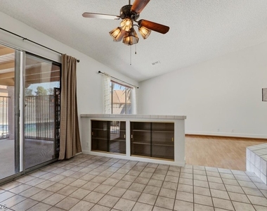 4328 Peaceful Path Court - Photo Thumbnail 9