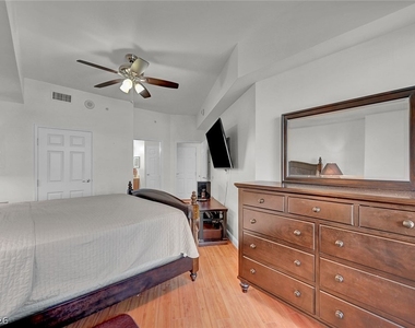 200 W Sahara Avenue - Photo Thumbnail 19