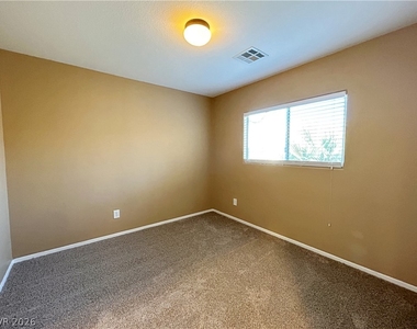 742 Iron Bridge Street - Photo Thumbnail 16