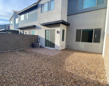 3211 Centano Avenue - Photo Thumbnail 17
