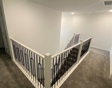 3211 Centano Avenue - Photo Thumbnail 19