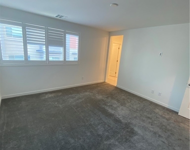 3211 Centano Avenue - Photo Thumbnail 21