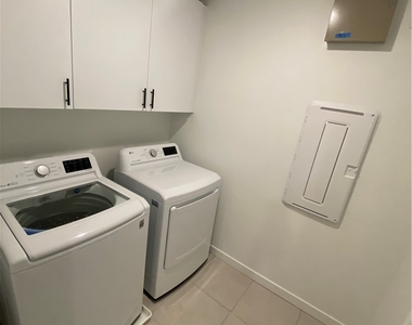 3211 Centano Avenue - Photo Thumbnail 23