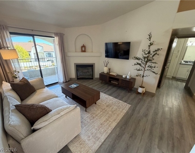 950 Seven Hills Drive - Photo Thumbnail 27