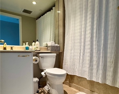2857 Paradise Road - Photo Thumbnail 9