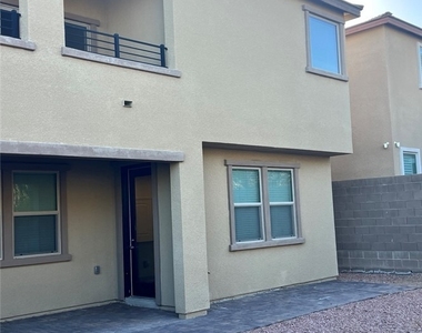 910 Cherry Glen Place - Photo Thumbnail 16