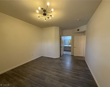 10108 Benjamin Nicholas Place - Photo Thumbnail 16