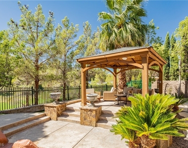 12097 Oakland Hills Drive - Photo Thumbnail 7