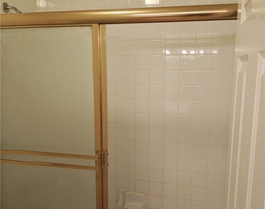 915 Dover Glen Drive - Photo Thumbnail 19