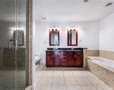4575 Dean Martin Drive - Photo Thumbnail 19