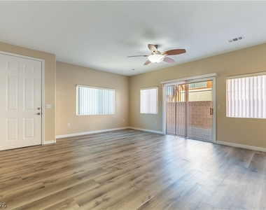 9303 Gilcrease Avenue - Photo Thumbnail 1