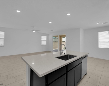 4368 Bayley Skye Avenue - Photo Thumbnail 1