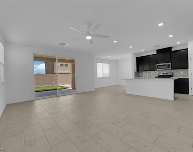 4368 Bayley Skye Avenue - Photo Thumbnail 2