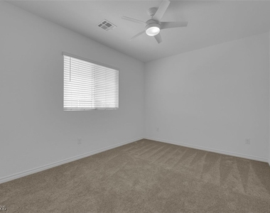 4368 Bayley Skye Avenue - Photo Thumbnail 9
