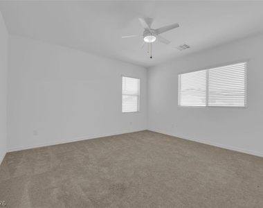 4368 Bayley Skye Avenue - Photo Thumbnail 10