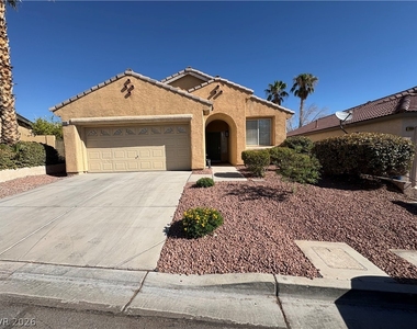 10688 Oak Crest Avenue - Photo Thumbnail 1