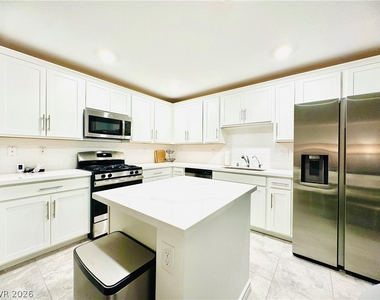 356 Rosefinch Street - Photo Thumbnail 7