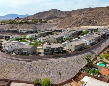 356 Rosefinch Street - Photo Thumbnail 21
