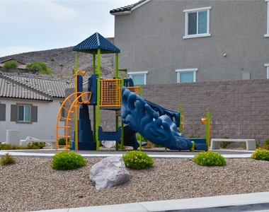 356 Rosefinch Street - Photo Thumbnail 28