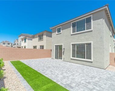6017 Fennerwick Avenue - Photo Thumbnail 27