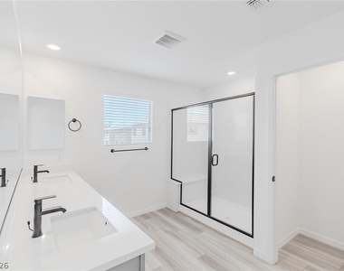 6017 Fennerwick Avenue - Photo Thumbnail 17